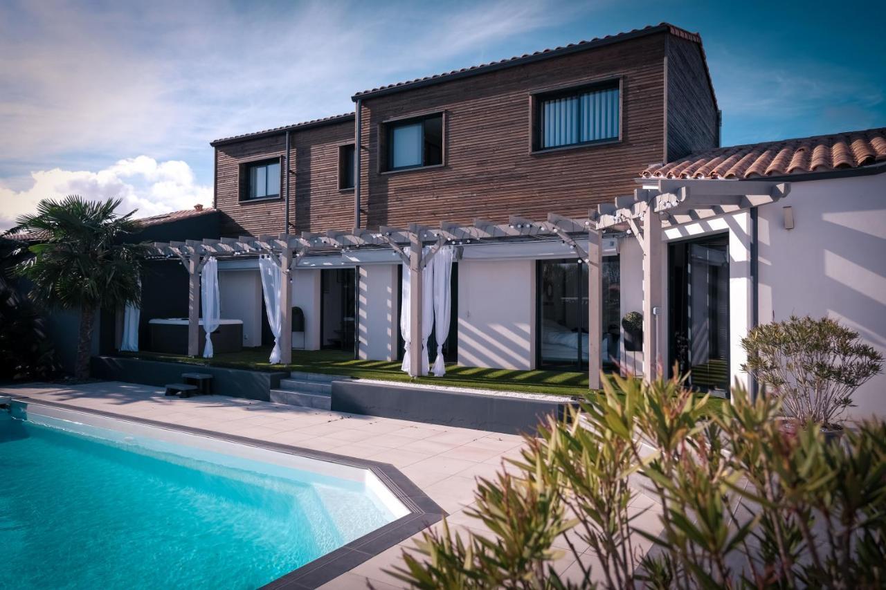 Suites By Aix Keys Avec Jacuzzi Privatif 5 Min Des Plages Fouras Saint-Laurent-de-la-Prée Extérieur photo