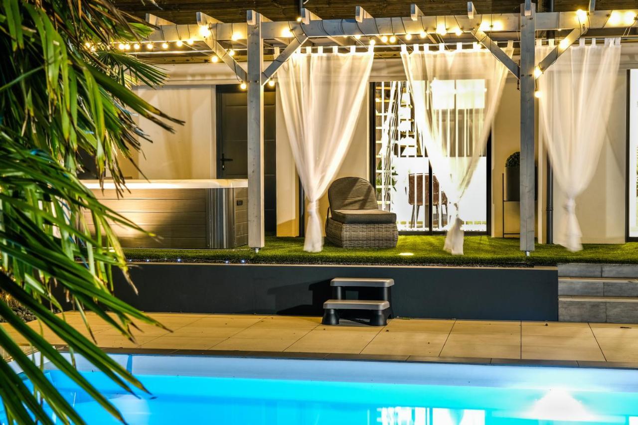 Suites By Aix Keys Avec Jacuzzi Privatif 5 Min Des Plages Fouras Saint-Laurent-de-la-Prée Extérieur photo