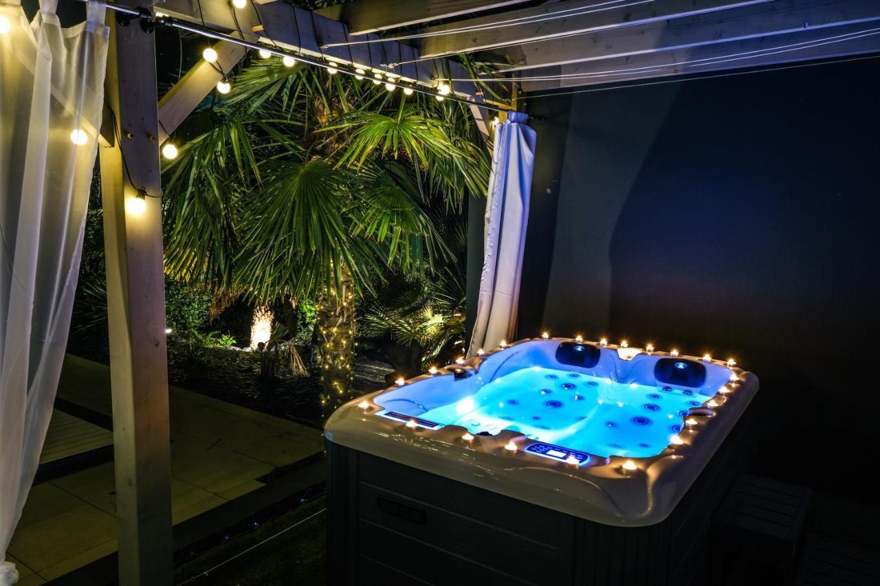 Suites By Aix Keys Avec Jacuzzi Privatif 5 Min Des Plages Fouras Saint-Laurent-de-la-Prée Extérieur photo