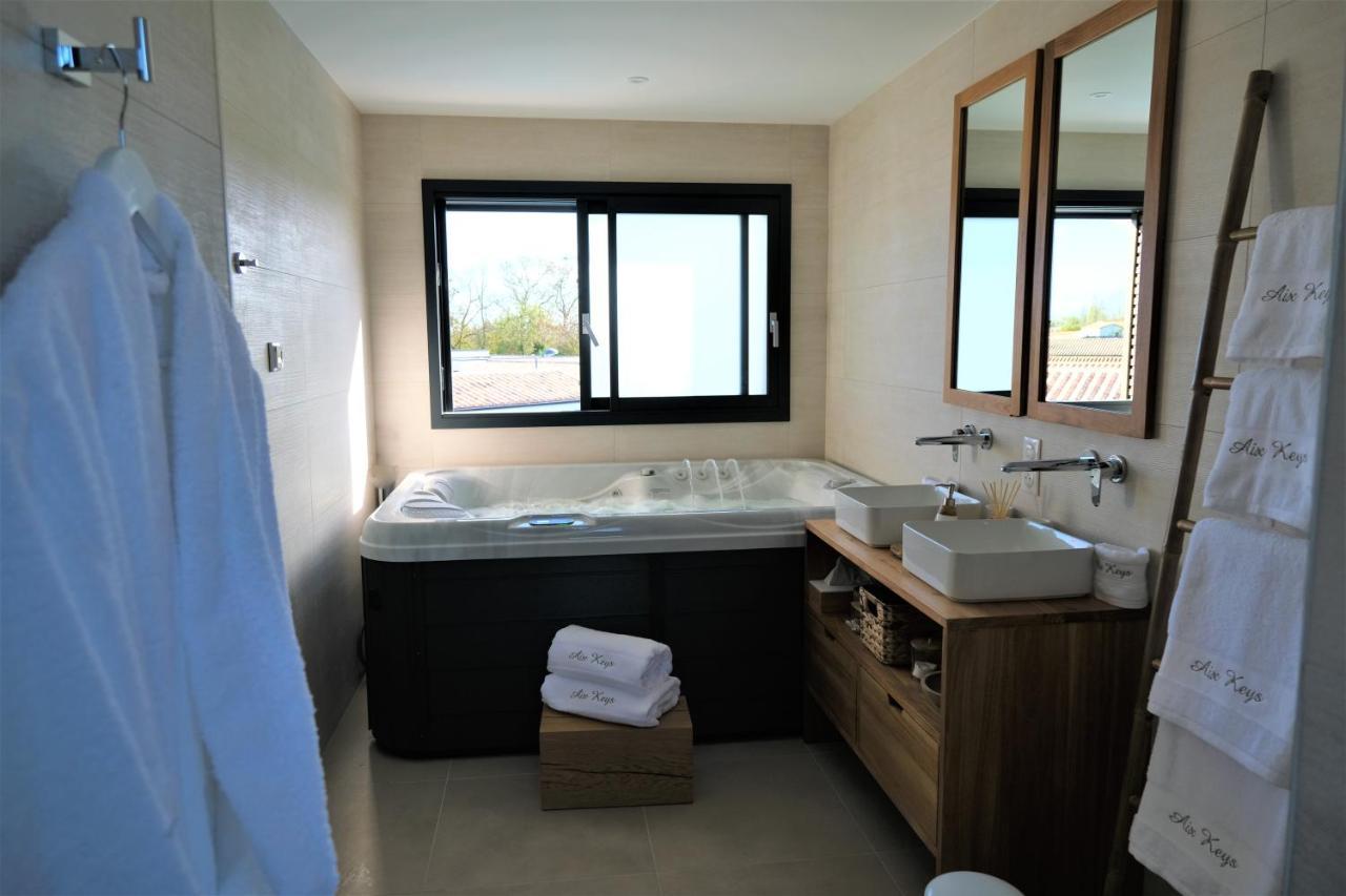 Suites By Aix Keys Avec Jacuzzi Privatif 5 Min Des Plages Fouras Saint-Laurent-de-la-Prée Extérieur photo