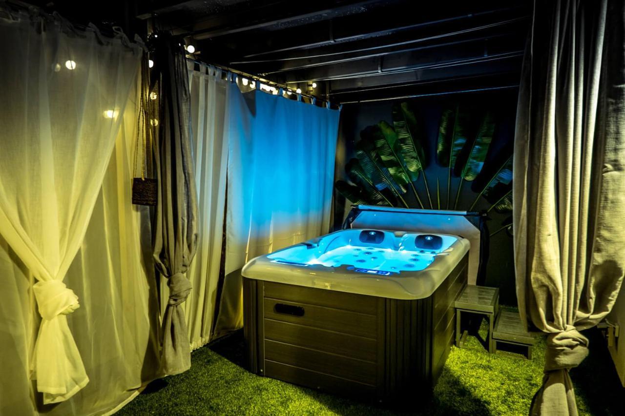 Suites By Aix Keys Avec Jacuzzi Privatif 5 Min Des Plages Fouras Saint-Laurent-de-la-Prée Extérieur photo