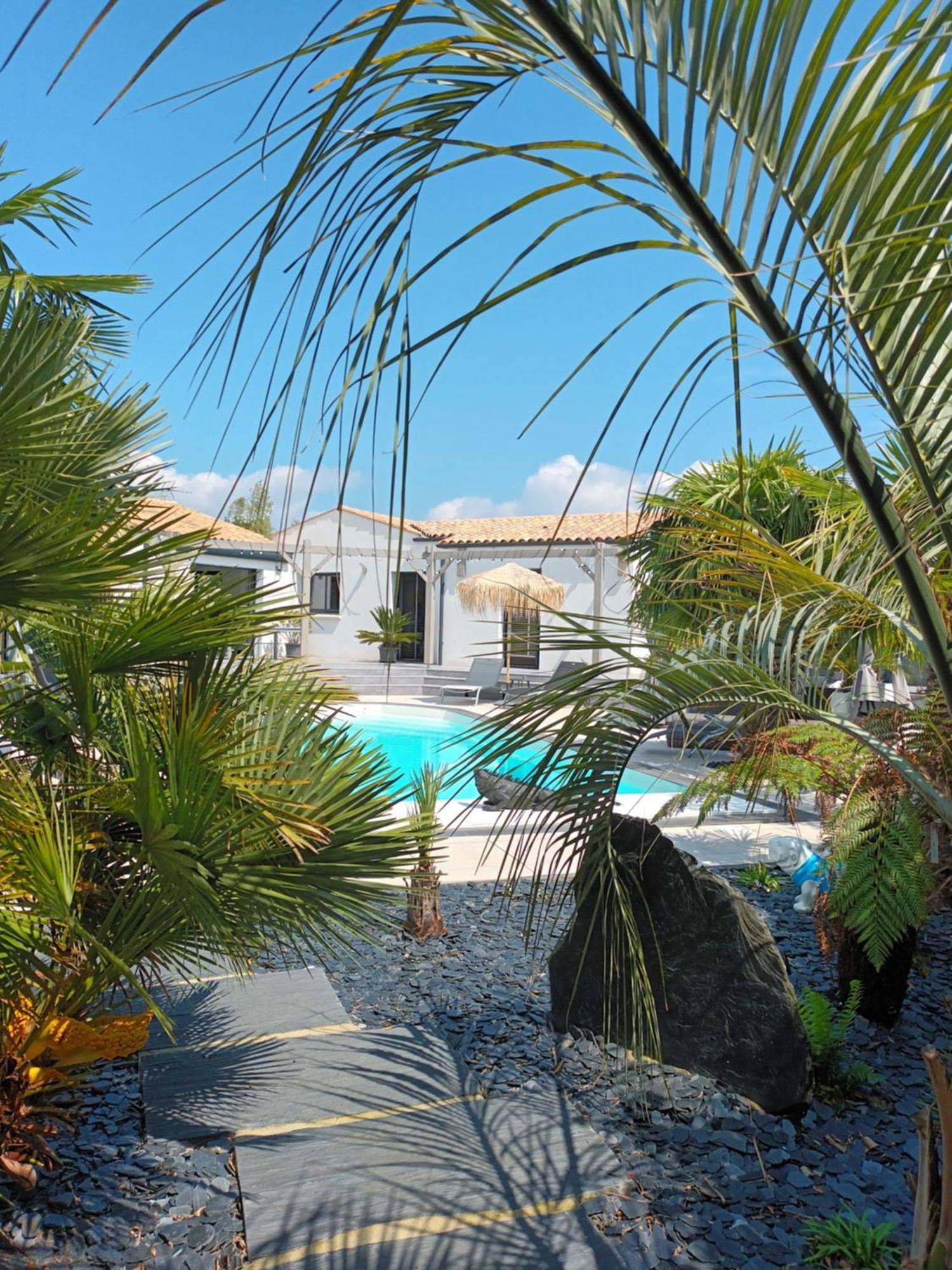 Suites By Aix Keys Avec Jacuzzi Privatif 5 Min Des Plages Fouras Saint-Laurent-de-la-Prée Extérieur photo